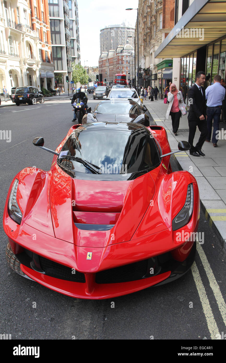 Super cars parked outside BVLGARI Hotel in London get parking tickets. Featuring: Atmosphere Where: London, United Kingdom When: 20 Aug 2014 Stock Photo