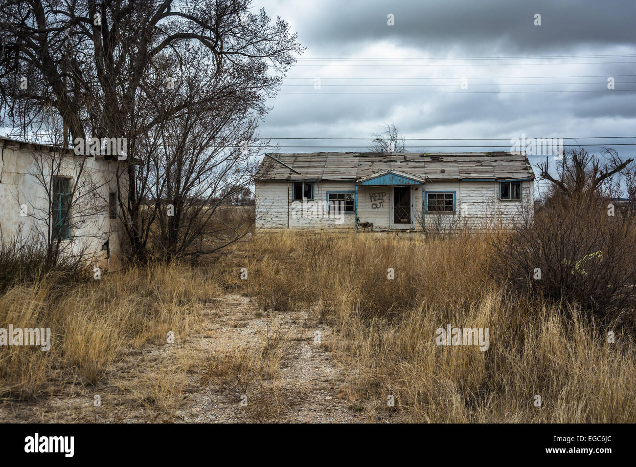 Abandoned building in Moriarty, New Mexico Stock Photo Alamy