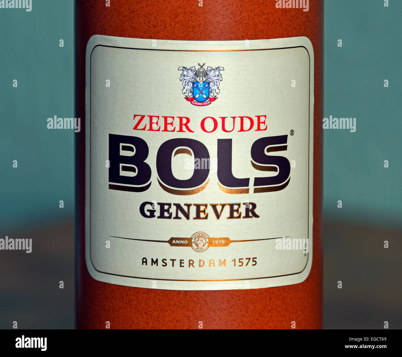 Bols Zeer Oude Genever label on clay bottle Stock Photo - Alamy