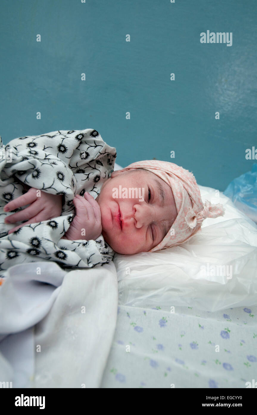 C Section High Resolution Stock Photography And Images Alamy