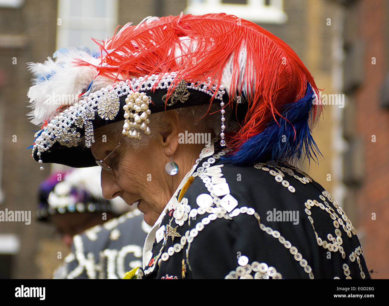A Pearly Queen at the Harvest Festival service in the “Actors’ Church”, St. Paul’s, Covent Garden. Stock Photo