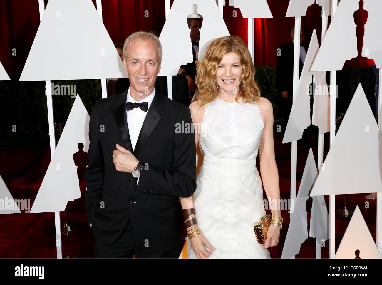 Actress Rene Russo and her husband Dan Gilroy attend the 87th Academy Awards, Oscars, at Dolby Theatre in Los Angeles, USA, on 22 February 2015. Photo: Hubert Boesl. Photo: Hubert Boesl/dpa - NO WIRE SERVICE - © dpa picture alliance/Alamy Live News Credit:  dpa picture alliance/Alamy Live News Stock Photo