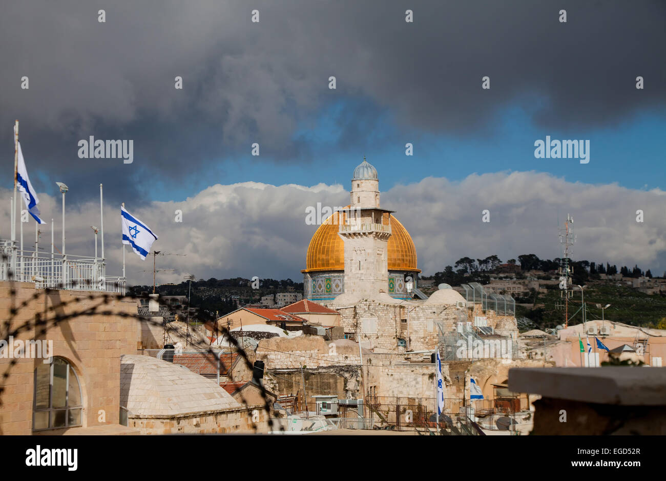 Rooftops ancient jerusalem dome hi-res stock photography and images - Alamy