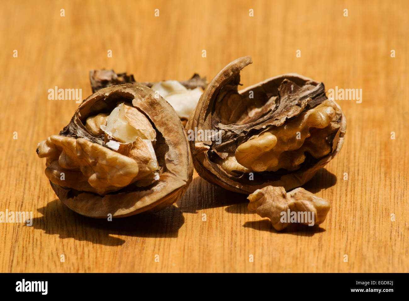 Nut shells hi-res stock photography and images - Alamy