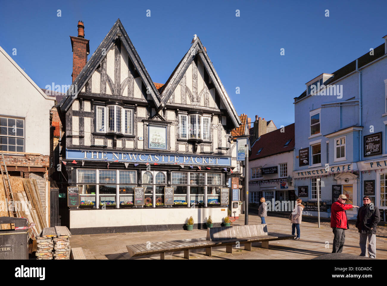 'The Newcastle Packet', a mock Tudor public house built in 1898-9 using some timber from a 15th or 16th Century house, on the se Stock Photo