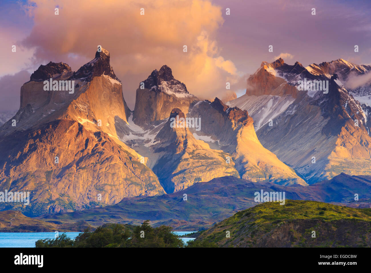 Chile, Patagonia, Torres del Paine National Park (UNESCO Site), Lake Peohe Stock Photo