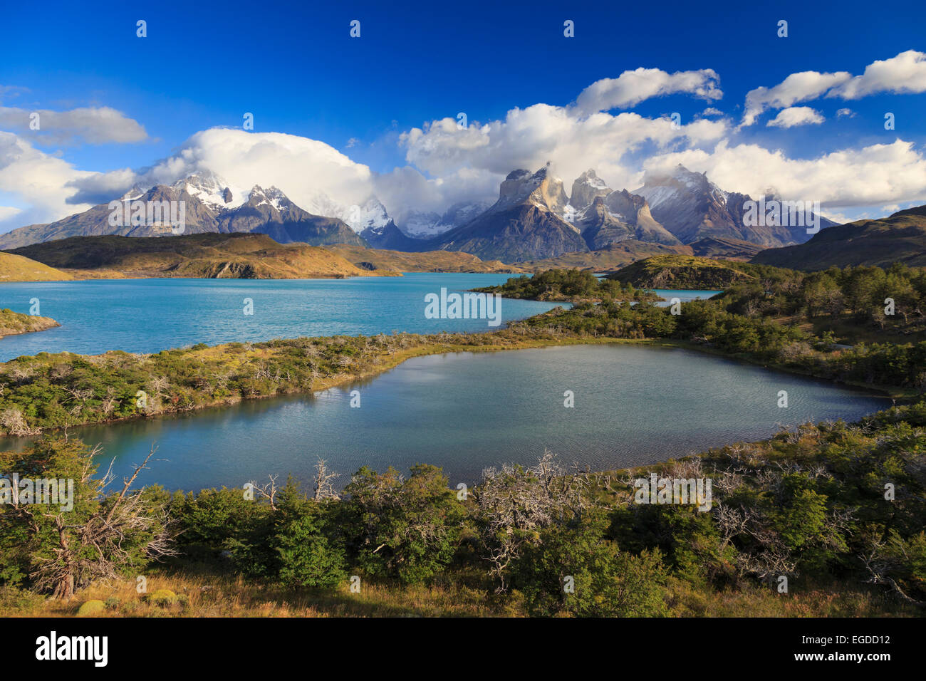 Chile, Patagonia, Torres del Paine National Park (UNESCO Site), Cuernos del Paine peaks and Lake Pehoe Stock Photo