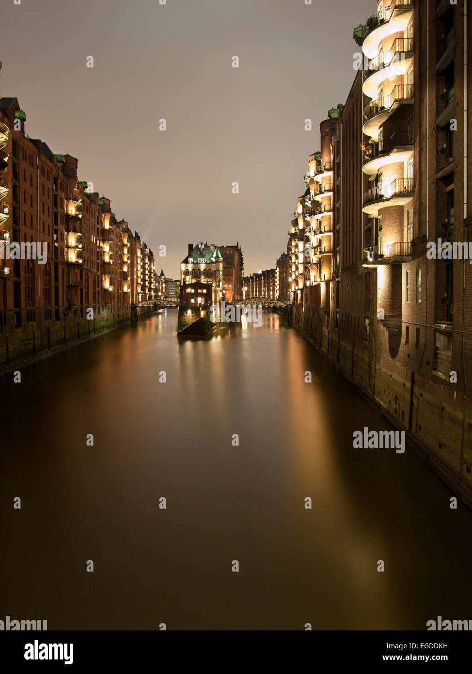 Illuminated buildings in the historic Speicherstadt, Hanseatic City of ...