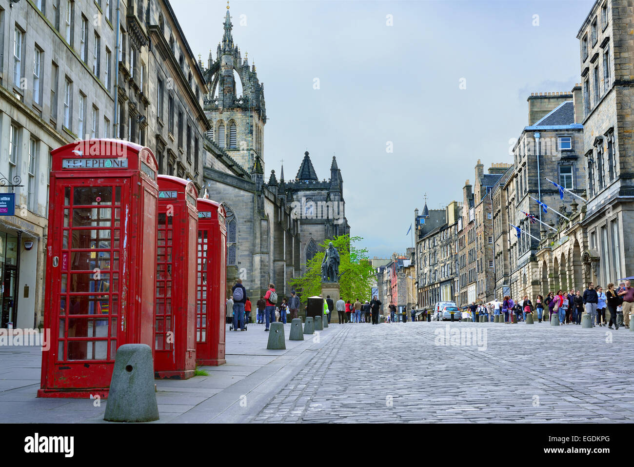British telephone boxes in High Street, UNESCO World Heritage Site Edinburgh, Edinburgh, Scotland, Great Britain, United Kingdom Stock Photo