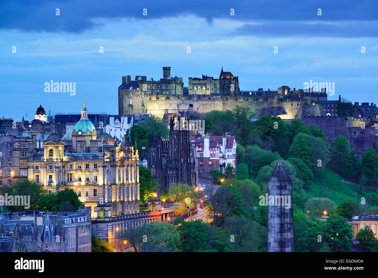 View to city of Edinburgh, illuminated at night, with Edinburgh castle, Calton Hill, UNESCO World Heritage Site Edinburgh, Edinburgh, Scotland, Great Britain, United Kingdom Stock Photo