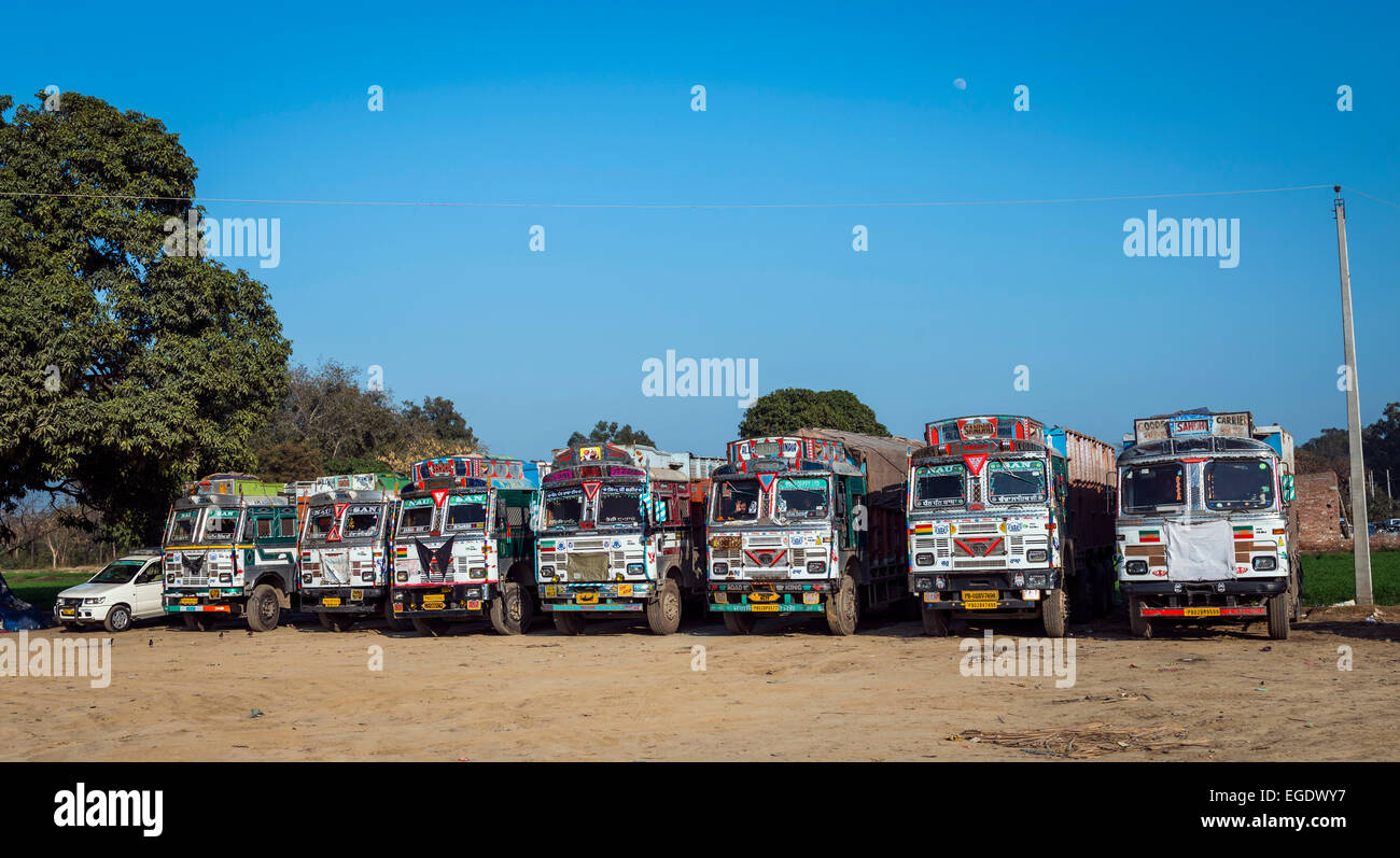 Lorries parked up near the Attari-Wagah Border near Amritsar, Punjab, India Stock Photo