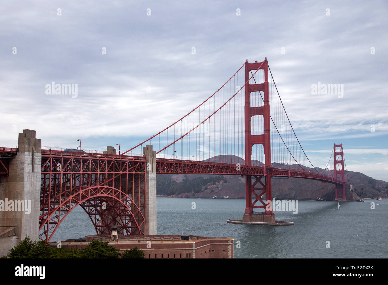 A view of the Golden Gate Bridge on a cloudy day Stock Photo - Alamy