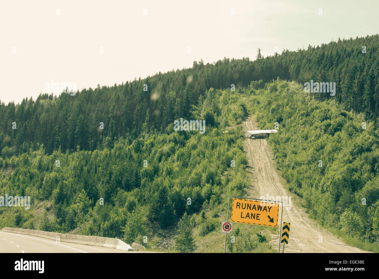 Truck lane hires stock photography and images Alamy