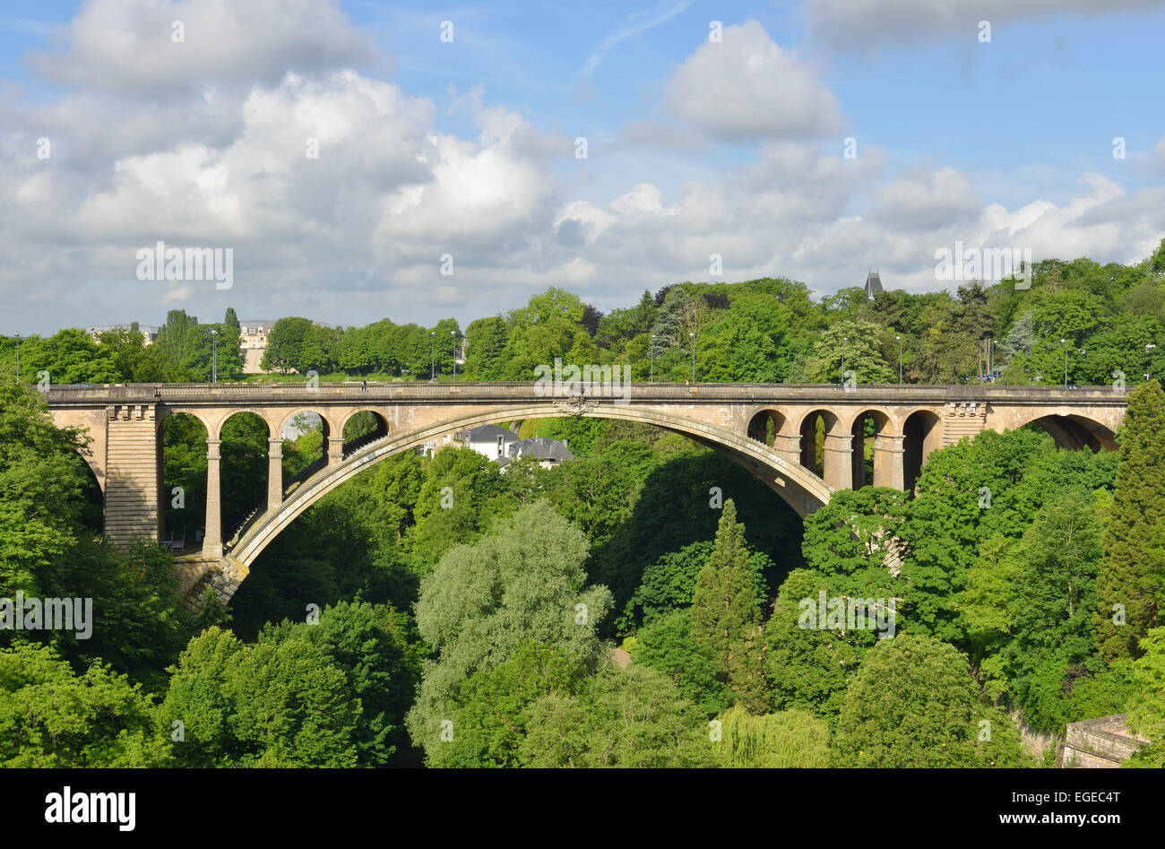 Adolphe bridge spanning the Petrusse valley, Luxembourg City, Luxembourg Stock Photo