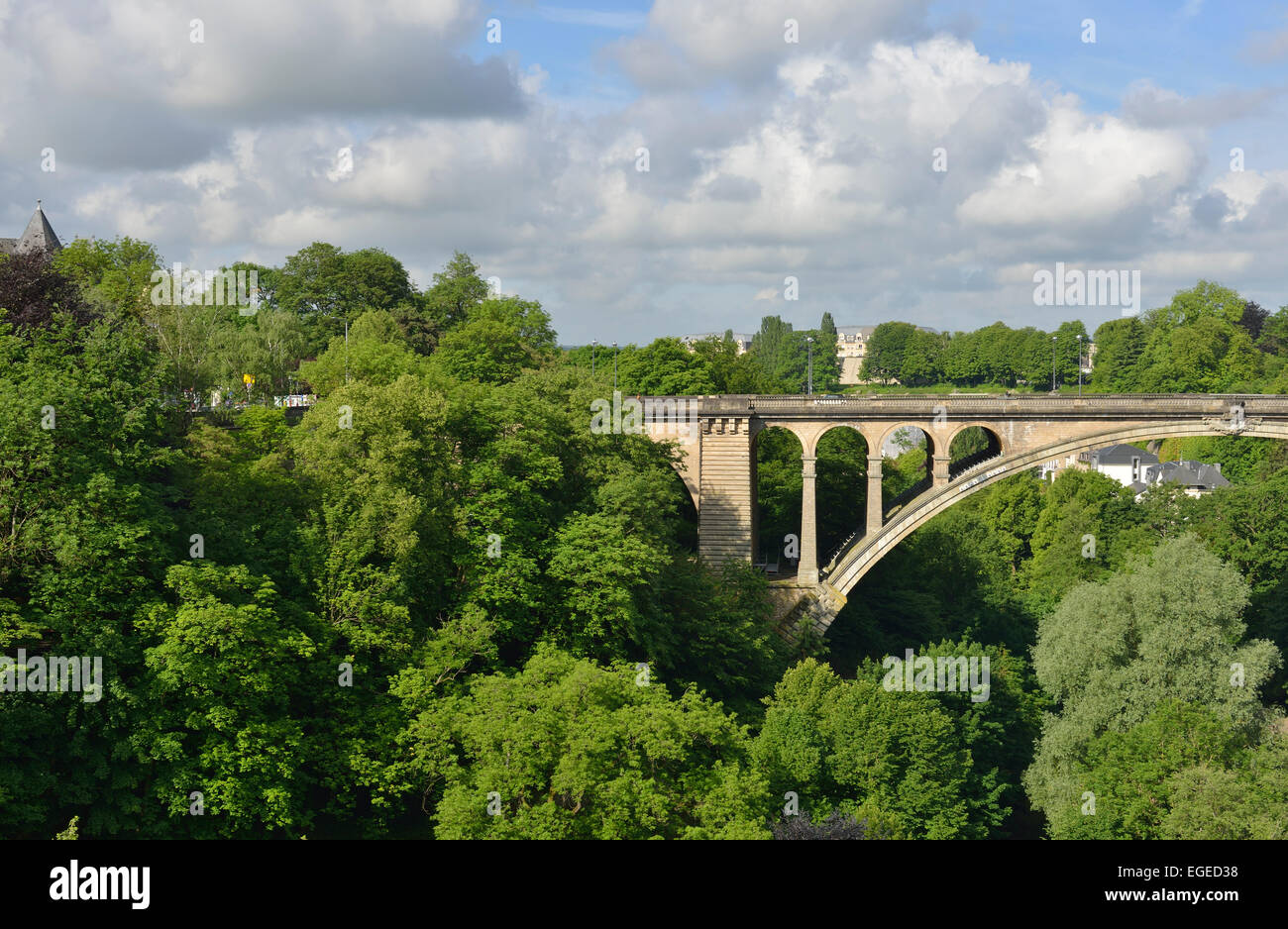 Adolphe bridge spanning the Petrusse valley, Luxembourg City, Luxembourg Stock Photo