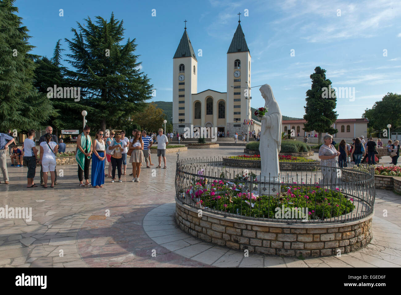 St James Church & Virgin Mary Statue, Medjugorje (Medugorje) Stock Photo
