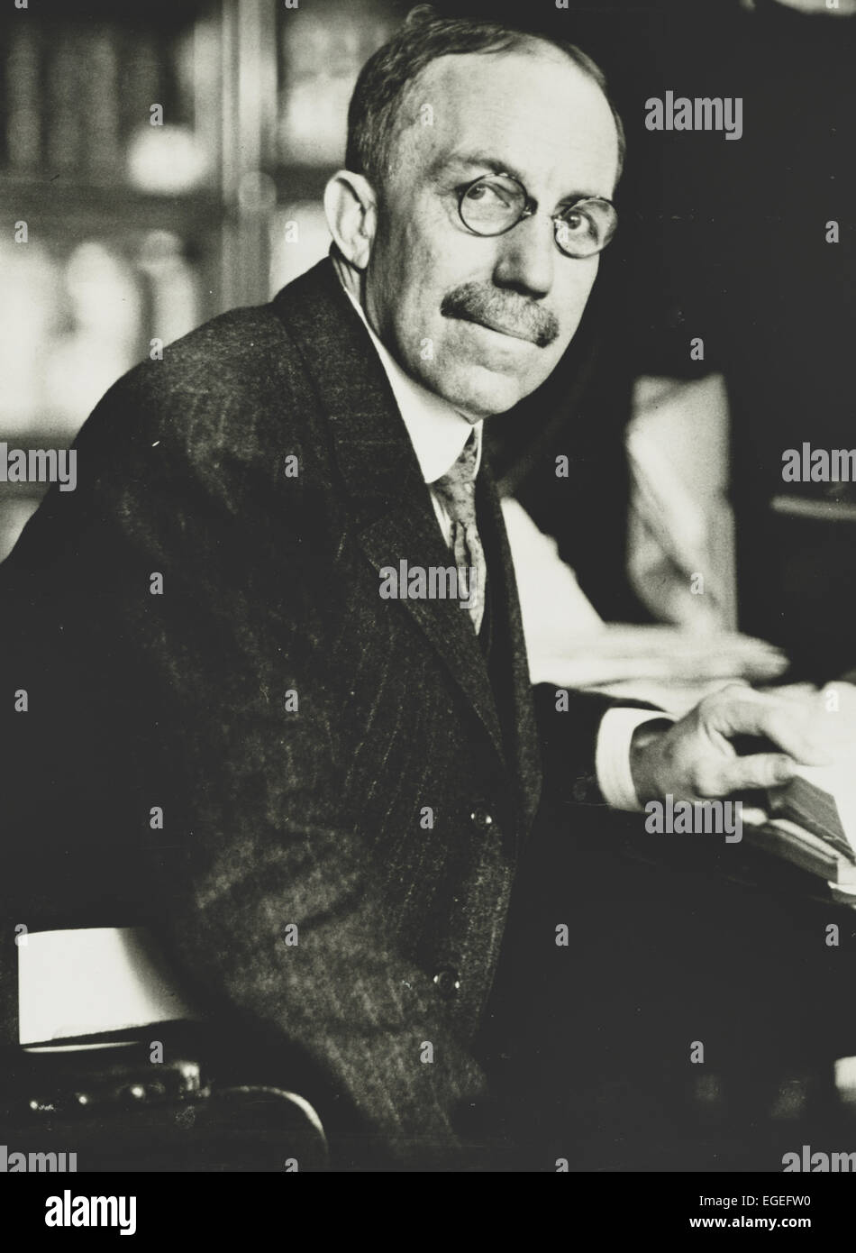 Wayne Bidwell Wheeler, an American attorney and prohibitionist. His most famous contribution to the prohibition movement was making the Anti-Saloon League the first organized political pressure group in the United States, circa 1922 Stock Photo