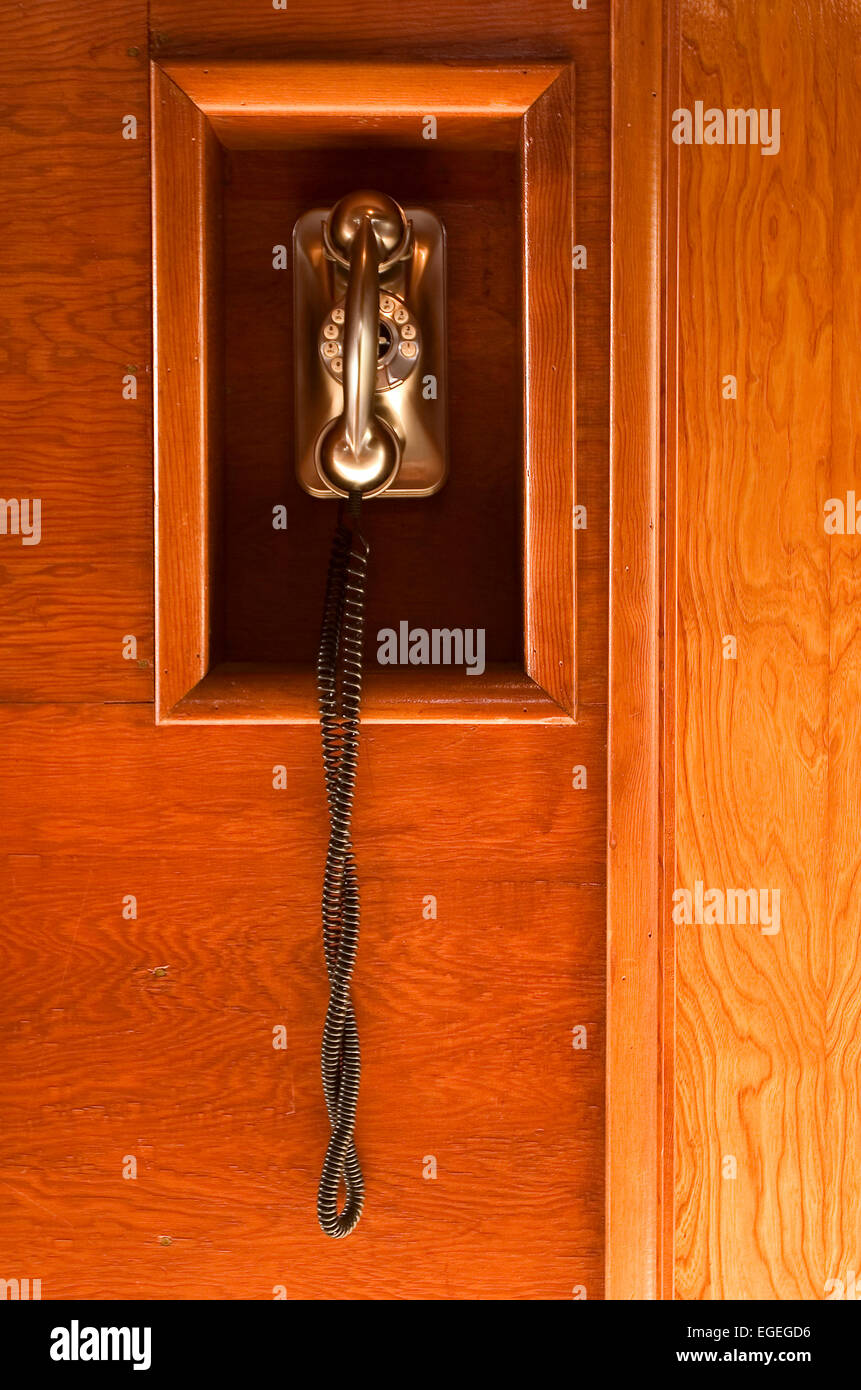 Wall mounted vintage telephone hi-res stock photography and images - Alamy