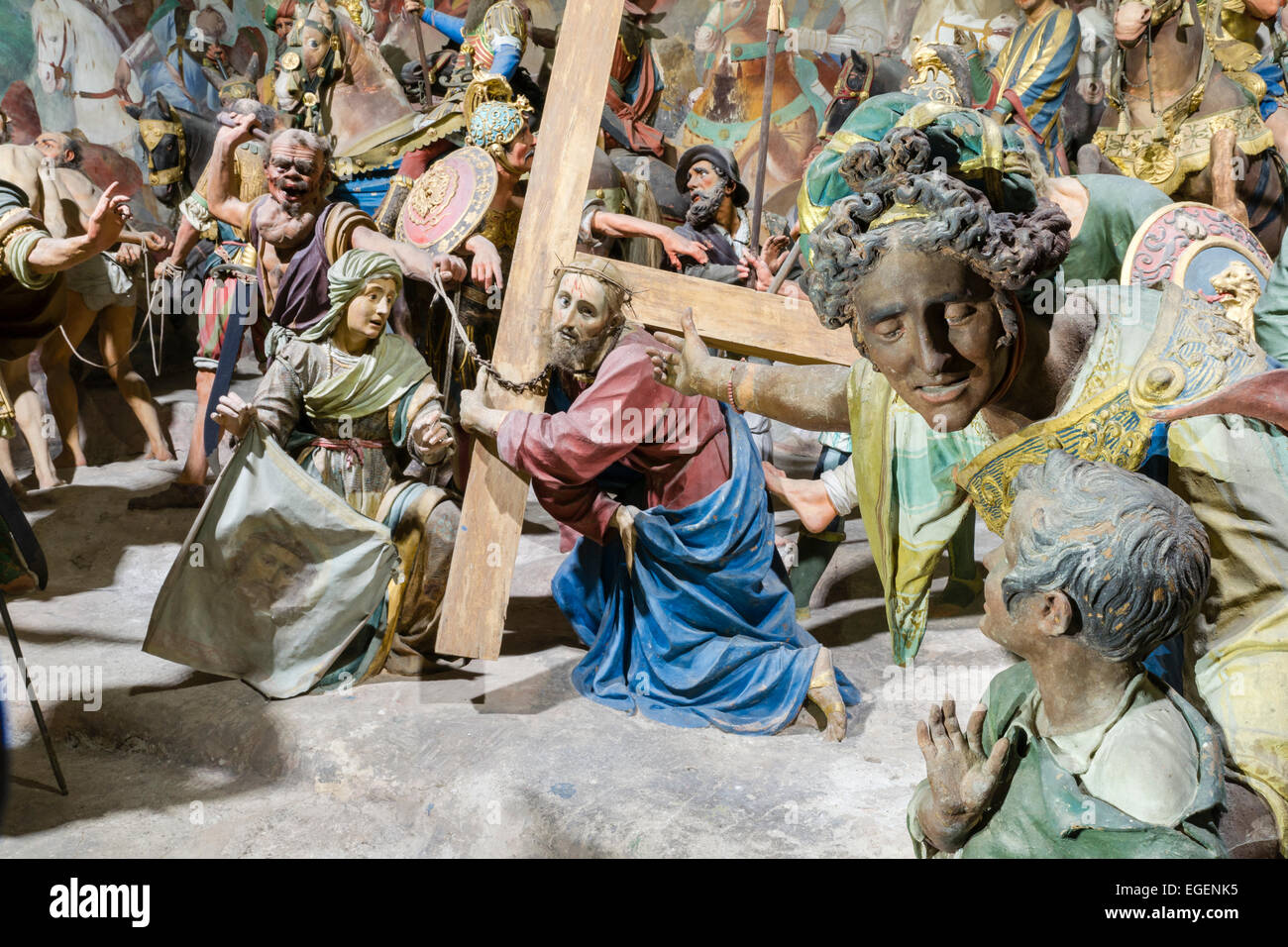 Chapel 36, Jesus carrying the cross, Veil of Veronica, circa 1599, life-size statues by Giovanni Tabacchetti and Giovanni Stock Photo