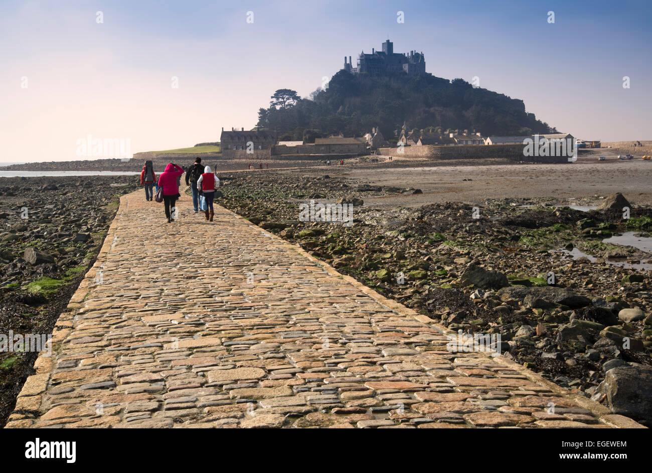 Path revealed at low tide to St Michael's Mount from Marazion Stock