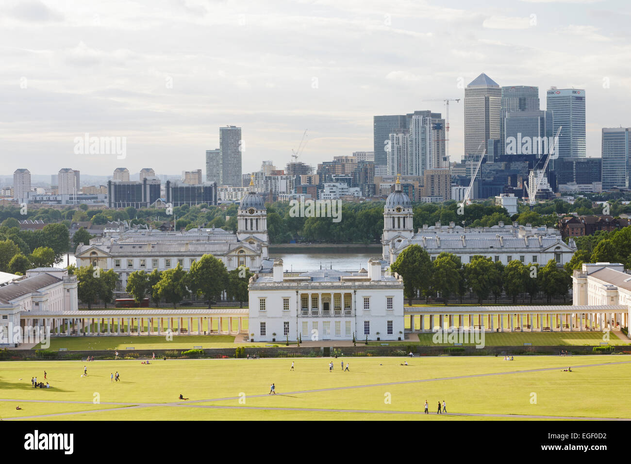 view-across-greenwich-park-to-canary-wharf-greenwich-london-stock
