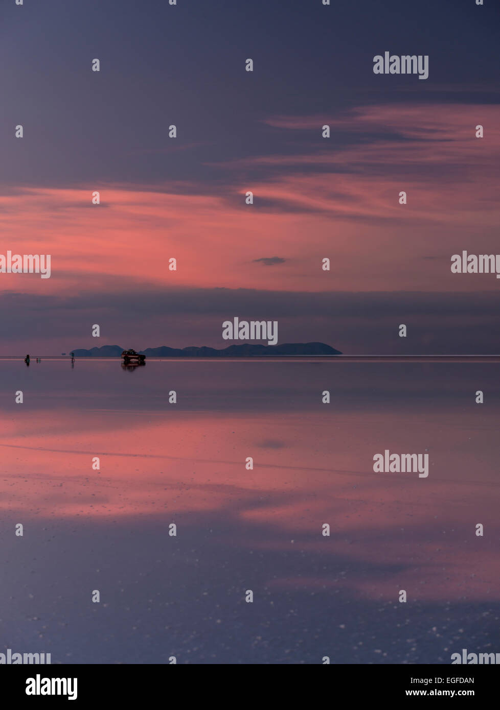 Sunset over the Salar de Uyuni, Southern Altiplano, Bolivia Stock Photo