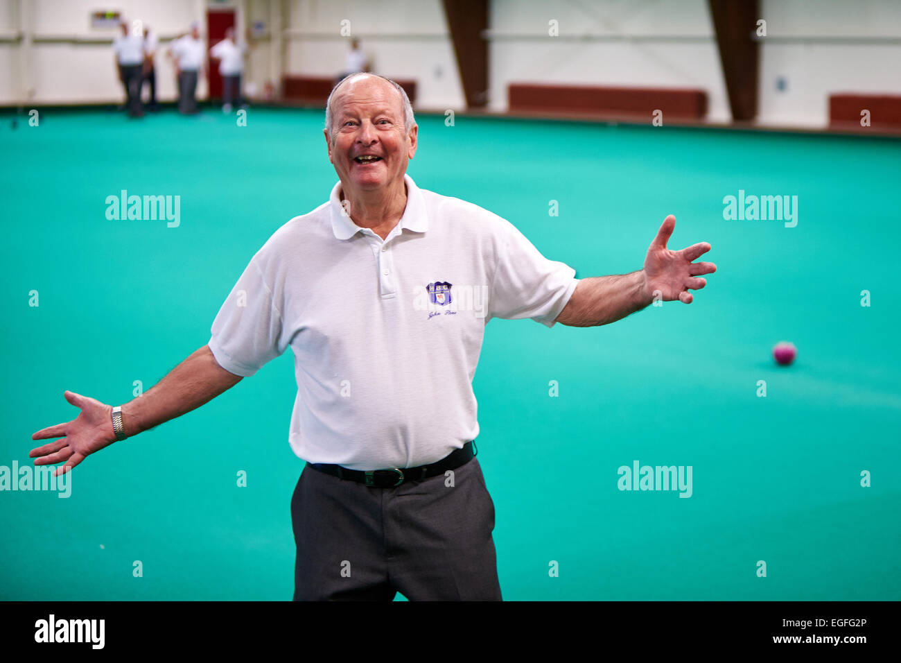 Members of the Oxford & District Indoor Bowls Club playing Stock Photo