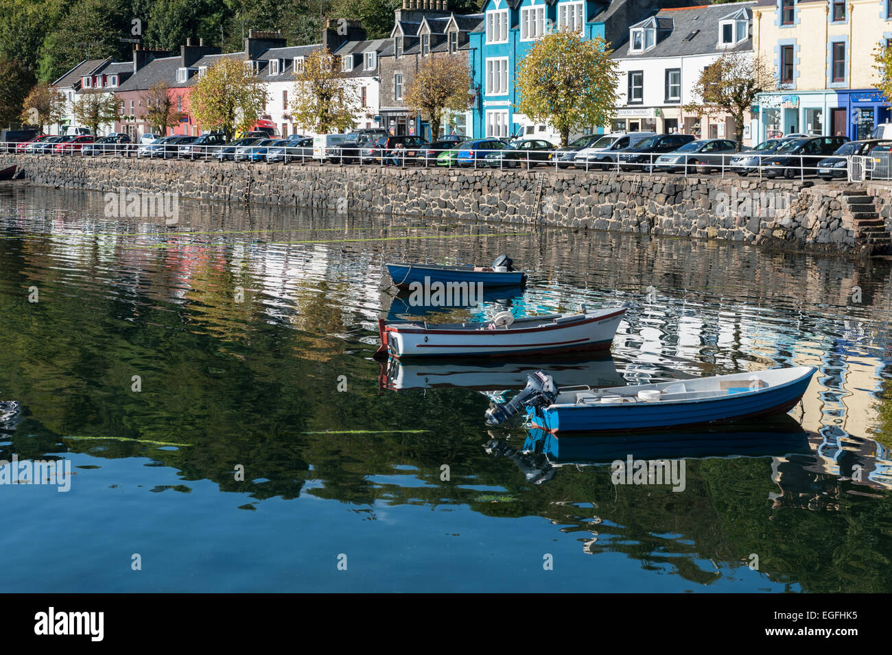 The harbour front at Tobermory on the Scottish Isle of Mull Stock Photo