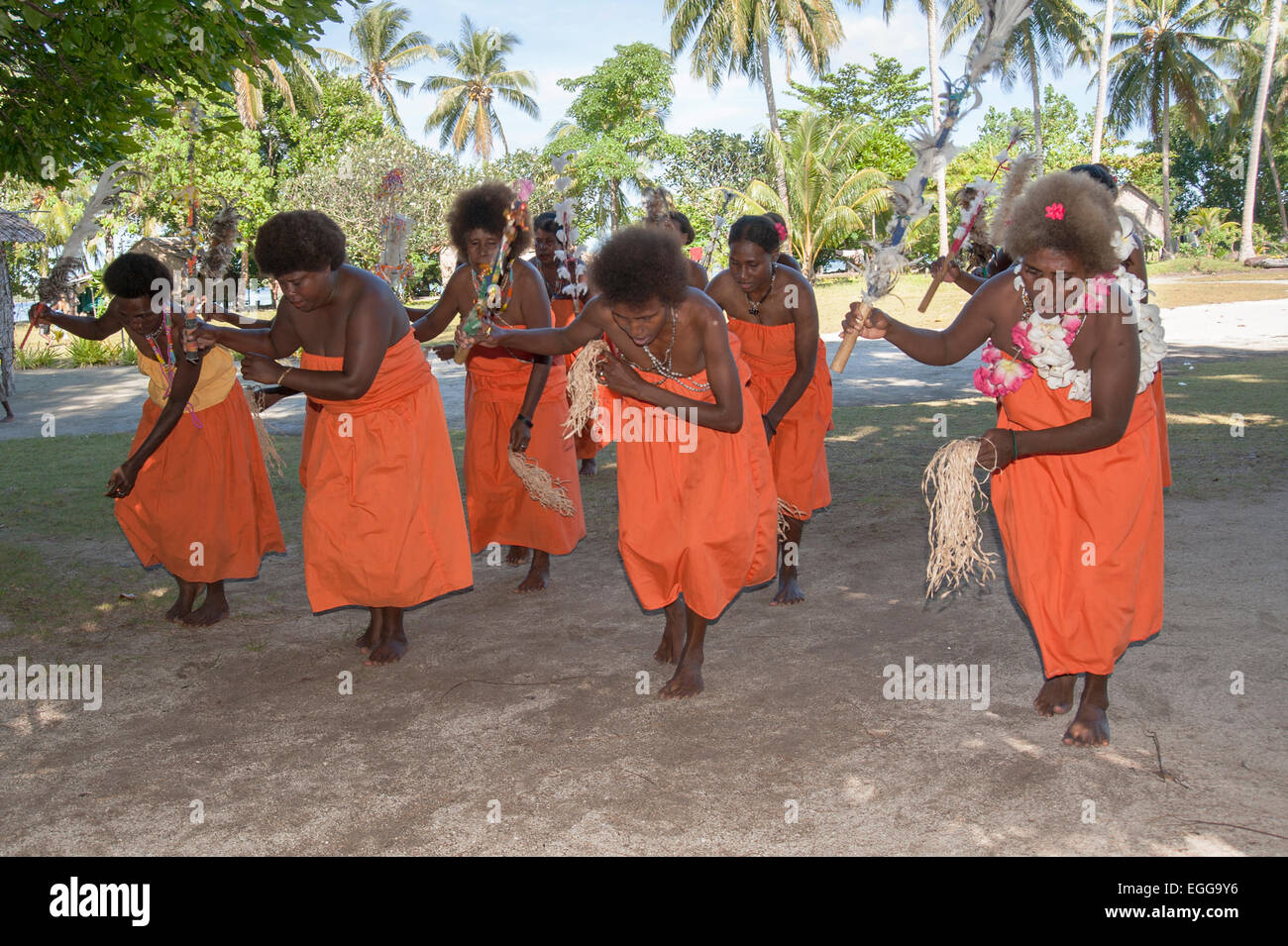 Natives Dancing Stock Photos & Natives Dancing Stock Images - Alamy