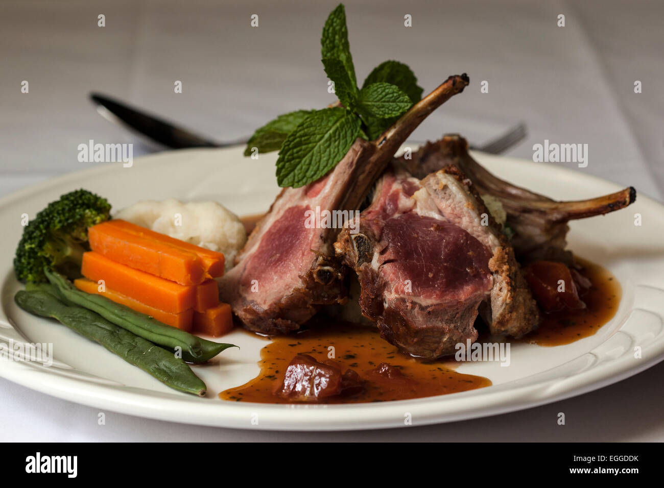 Roast lamb dinner Stock Photo - Alamy
