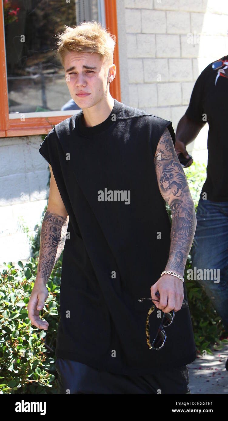 Justin Bieber Emerges For First Time After Home Raided By Police (PHOTOS):  Photo 3037885 | Jeremy Bieber, Justin Bieber Photos | Just Jared:  Entertainment News