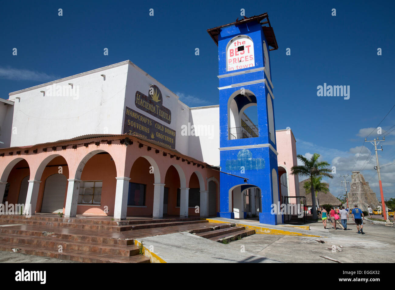 Abandoned shopping mall in the cruise ship port at Mahahual, Quintana Roo, Mexico Stock Photo