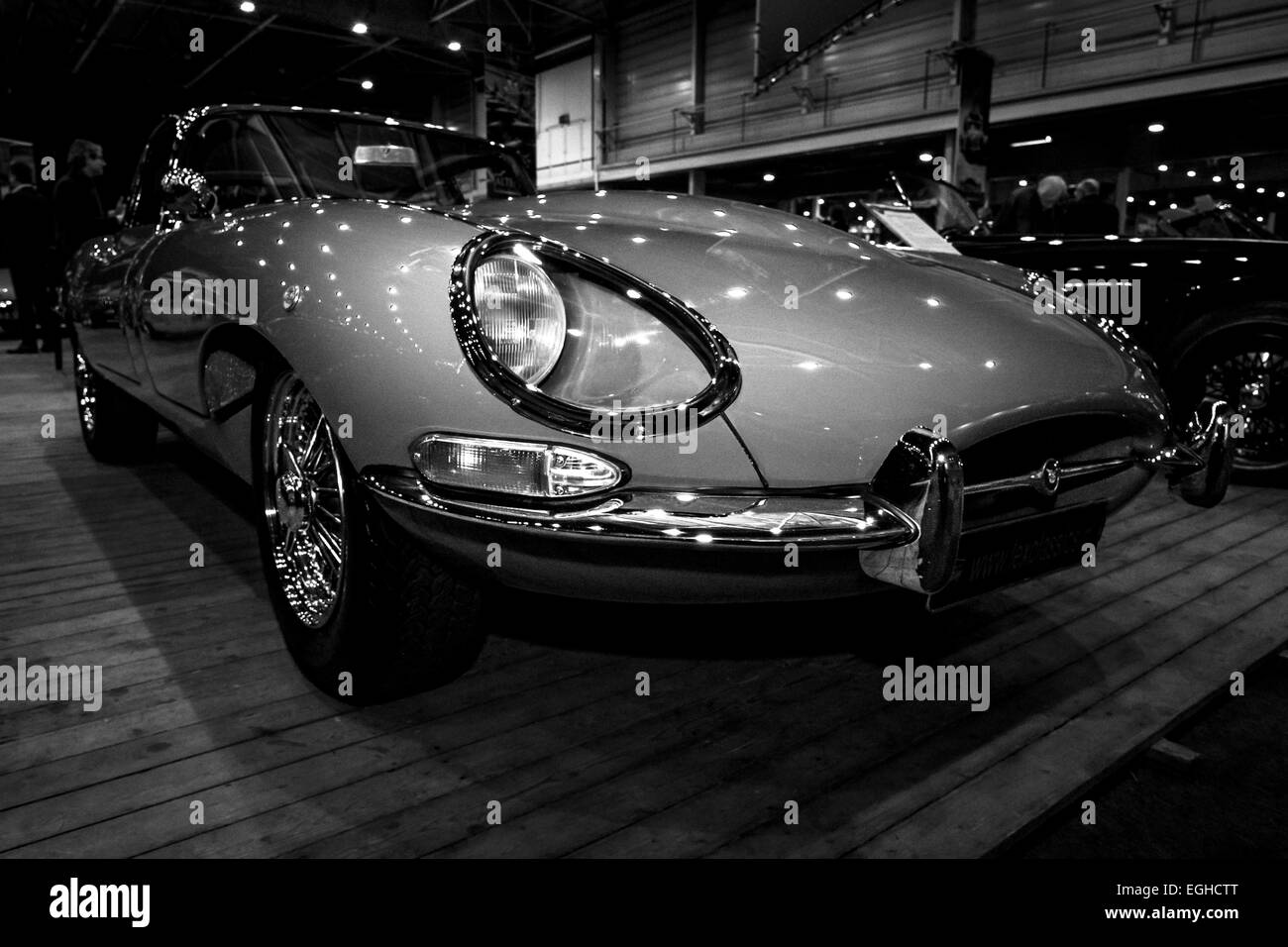 Jaguar e type deals breakers