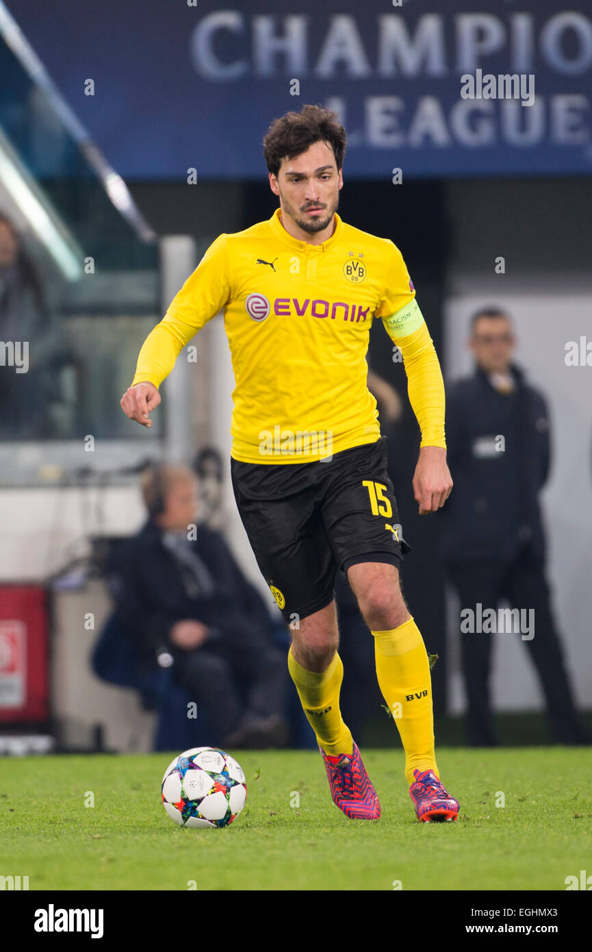 Turin, Italy. 24th Feb, 2015. Mats Hummels (Dortmund) Football/Soccer :  UEFA Champions League Round of 16 1st leg match between Juventus 2-1  Borussia Dortmund at Juventus Stadium in Turin, Italy . ©