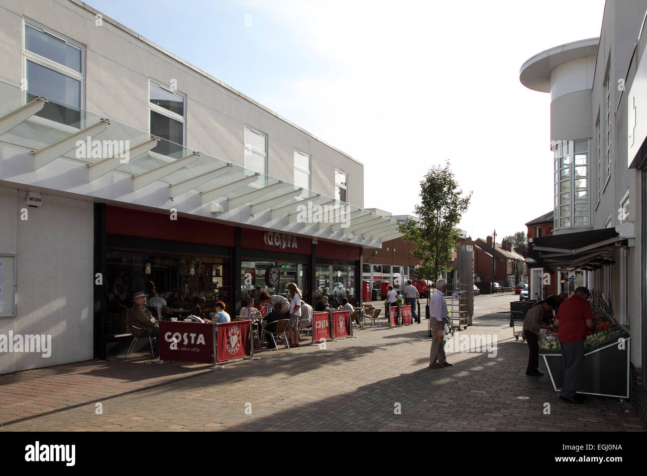 Shops in Kenilworth, Warwickshire UK Stock Photo Alamy