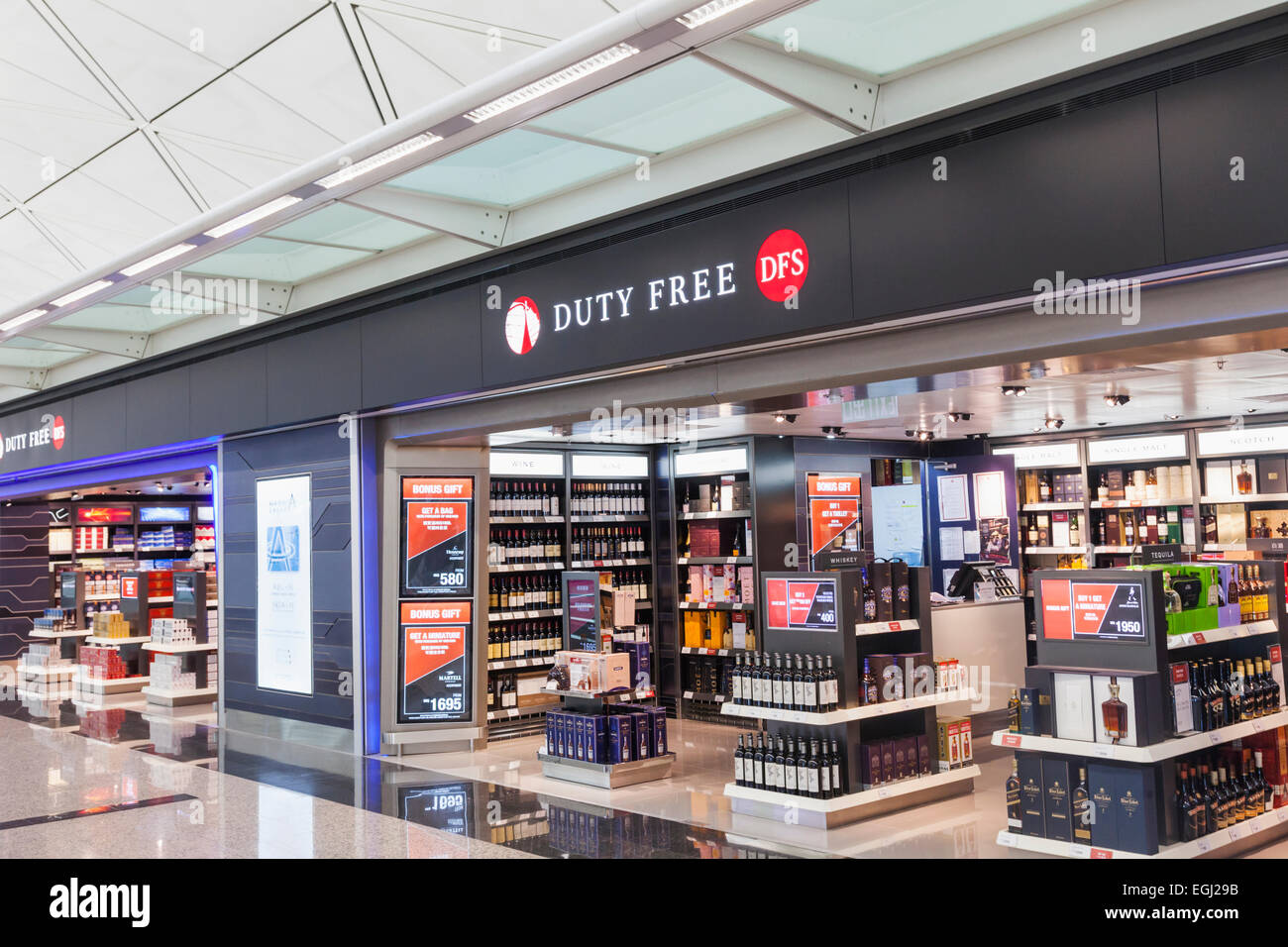 duty free cigarettes hong kong China, Hong Kong, Hong Kong International Airport, Departure Lounge Duty  Free Shop Stock Photo