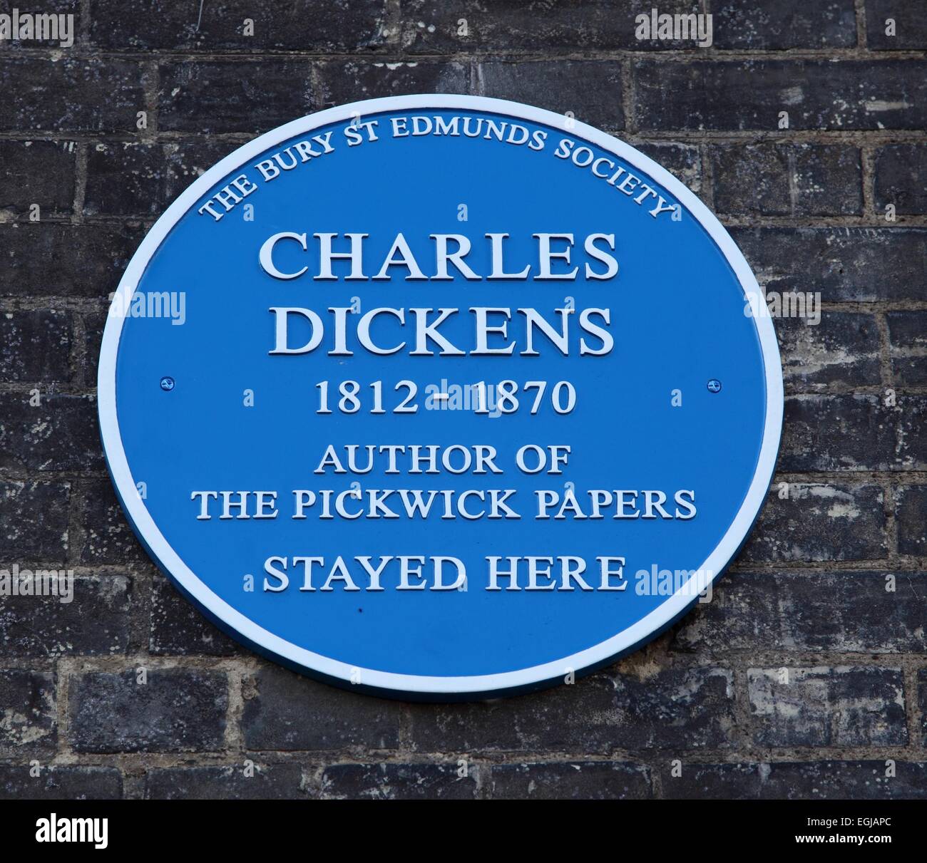 Blue plaque for Charles Dickens, Bury St Edmunds, Suffolk Stock Photo