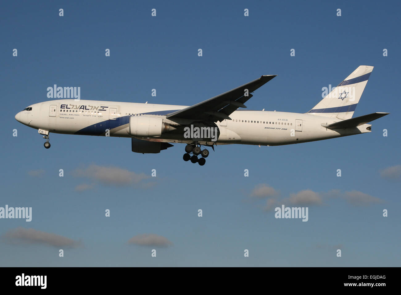 El al flight hi-res stock photography and images - Alamy