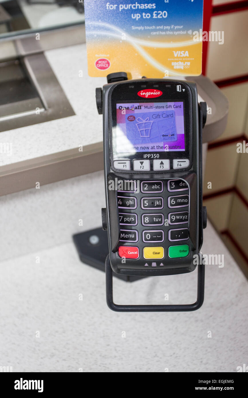 Visa payment terminal High Resolution Stock Photography and Images - Alamy