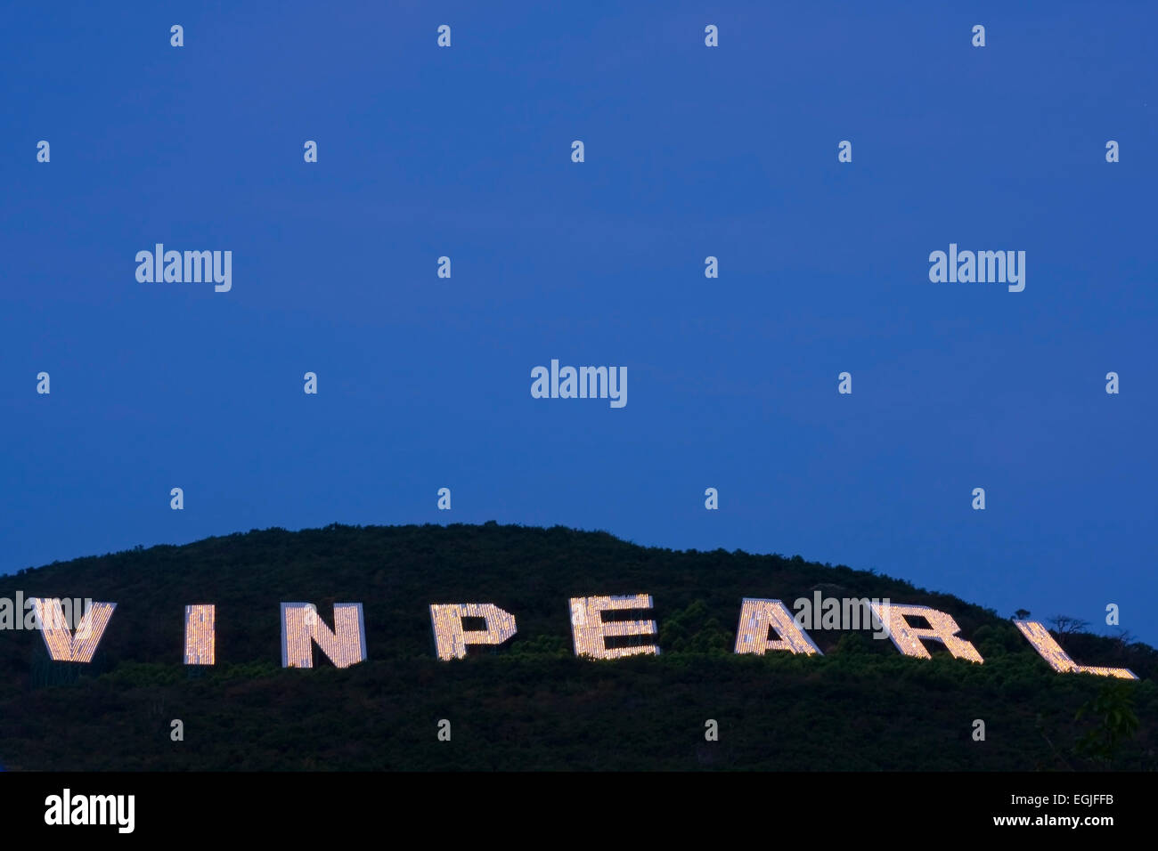 Vinpearl seilbahn hi-res stock photography and images - Alamy
