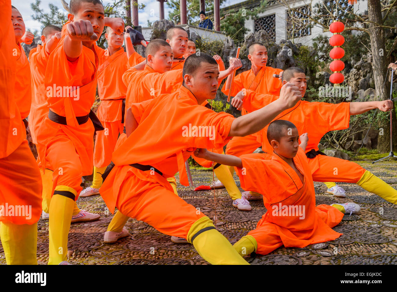 Expert Kung fu performance by Shaolin monks, Dr. Sun Yat Sen Classical
