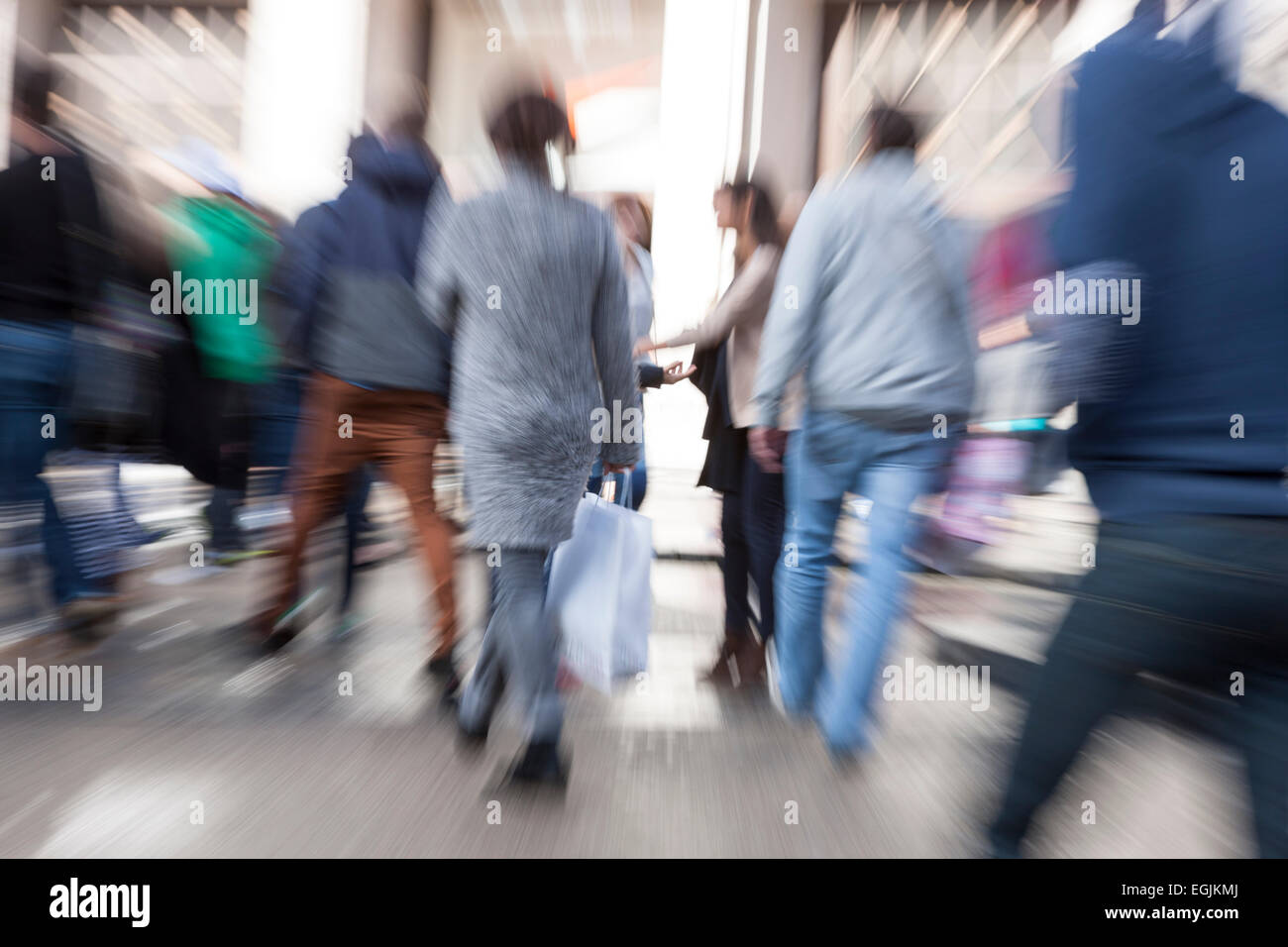 Commuters blurred motion hi-res stock photography and images - Alamy