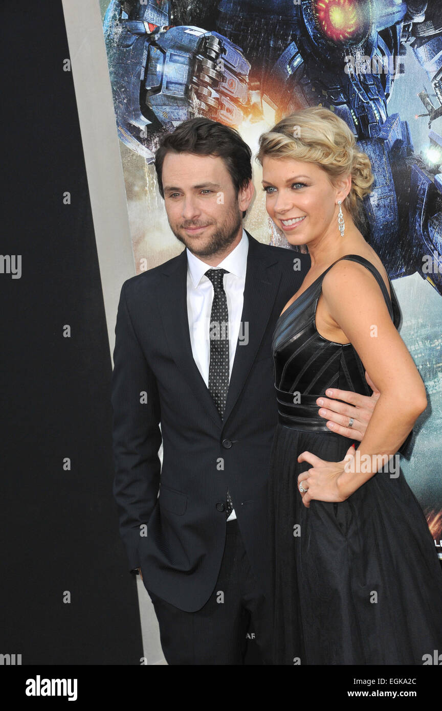 304 Charlie Day And Wife Stock Photos, High-Res Pictures, and Images -  Getty Images