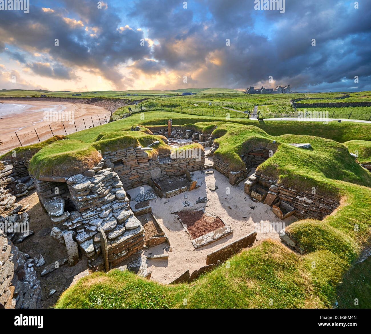 The neolithic village ruins of Skara Brae, circa 2,500,  a UNESCO World Heritage Site. Orkney, Scotland Stock Photo