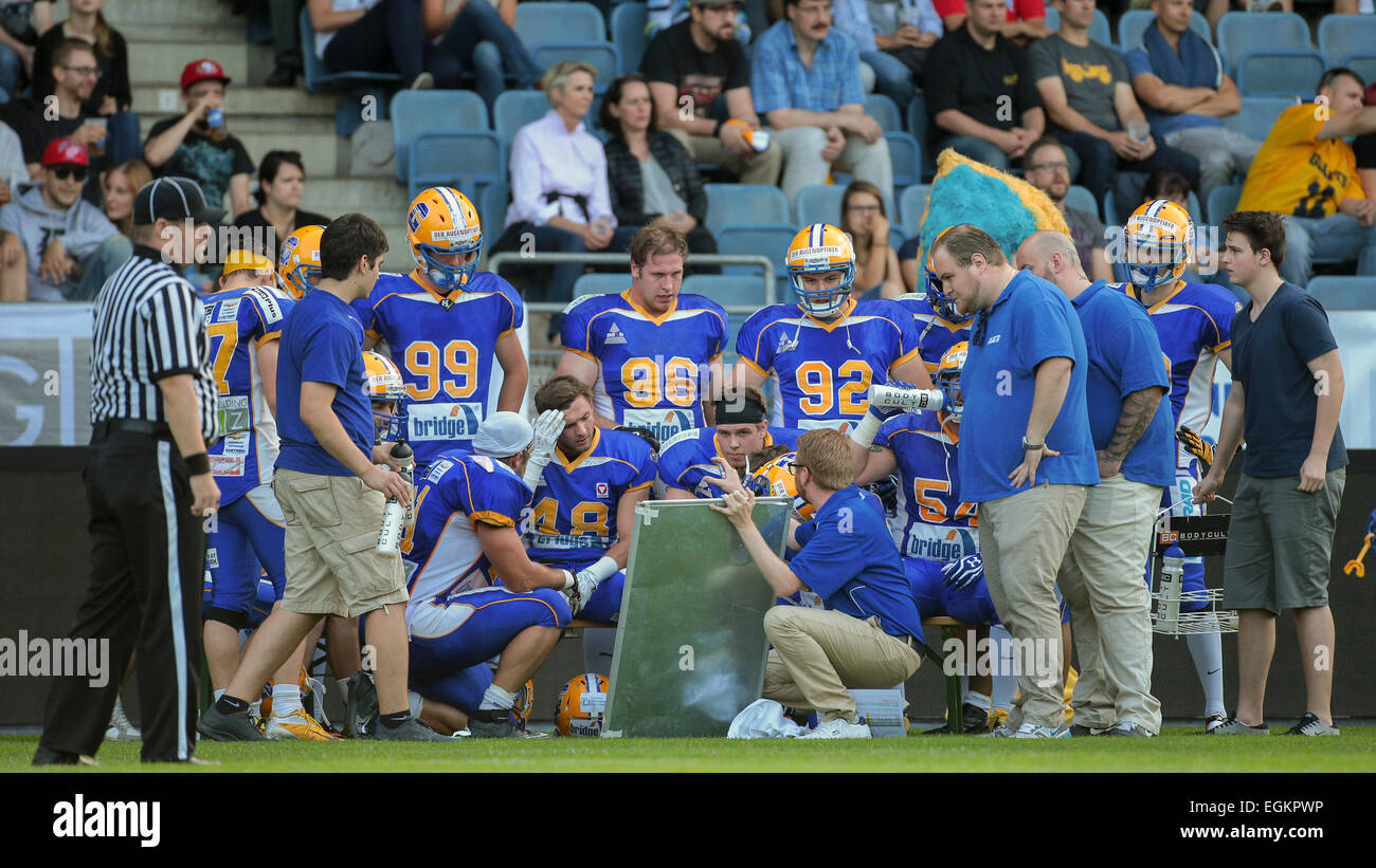 Austrian football team hi-res stock photography and images - Alamy
