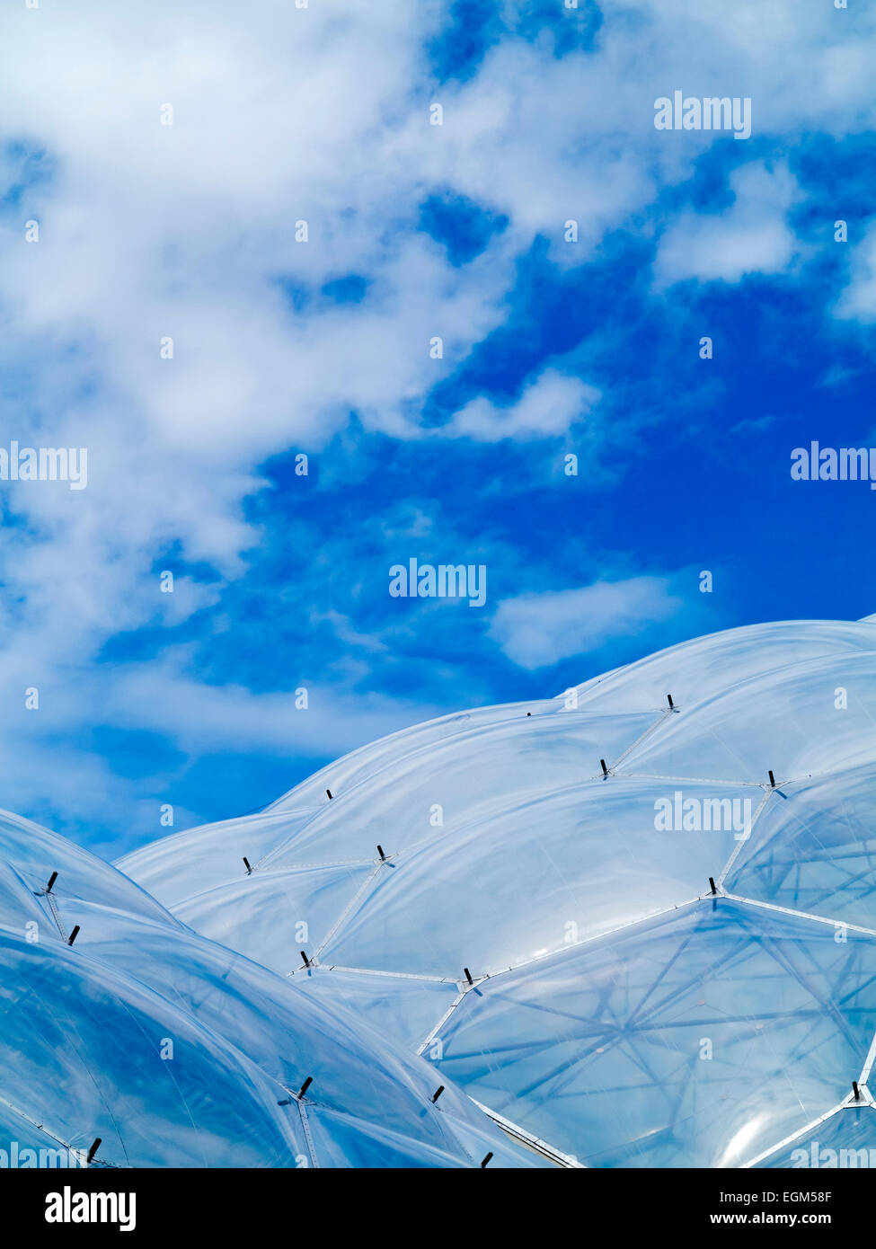 View of the geodesic biome domes at the Eden Project near St Austell in Cornwall England UK designed by Nicholas Grimshaw 2001 Stock Photo