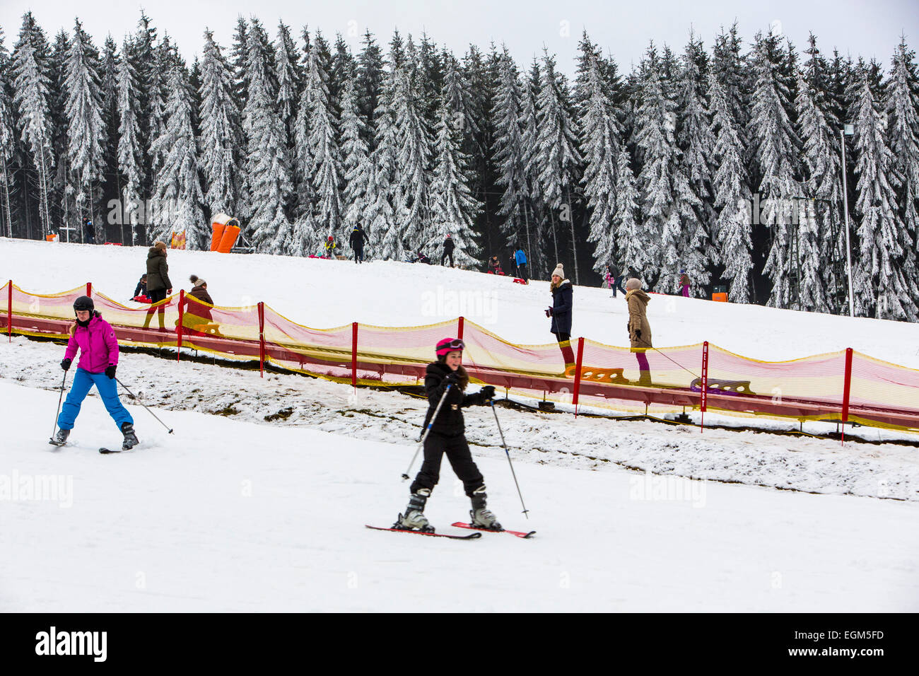 Sauerland, ski slope, ski area Ruhrquelle in Winterberg Stock ...