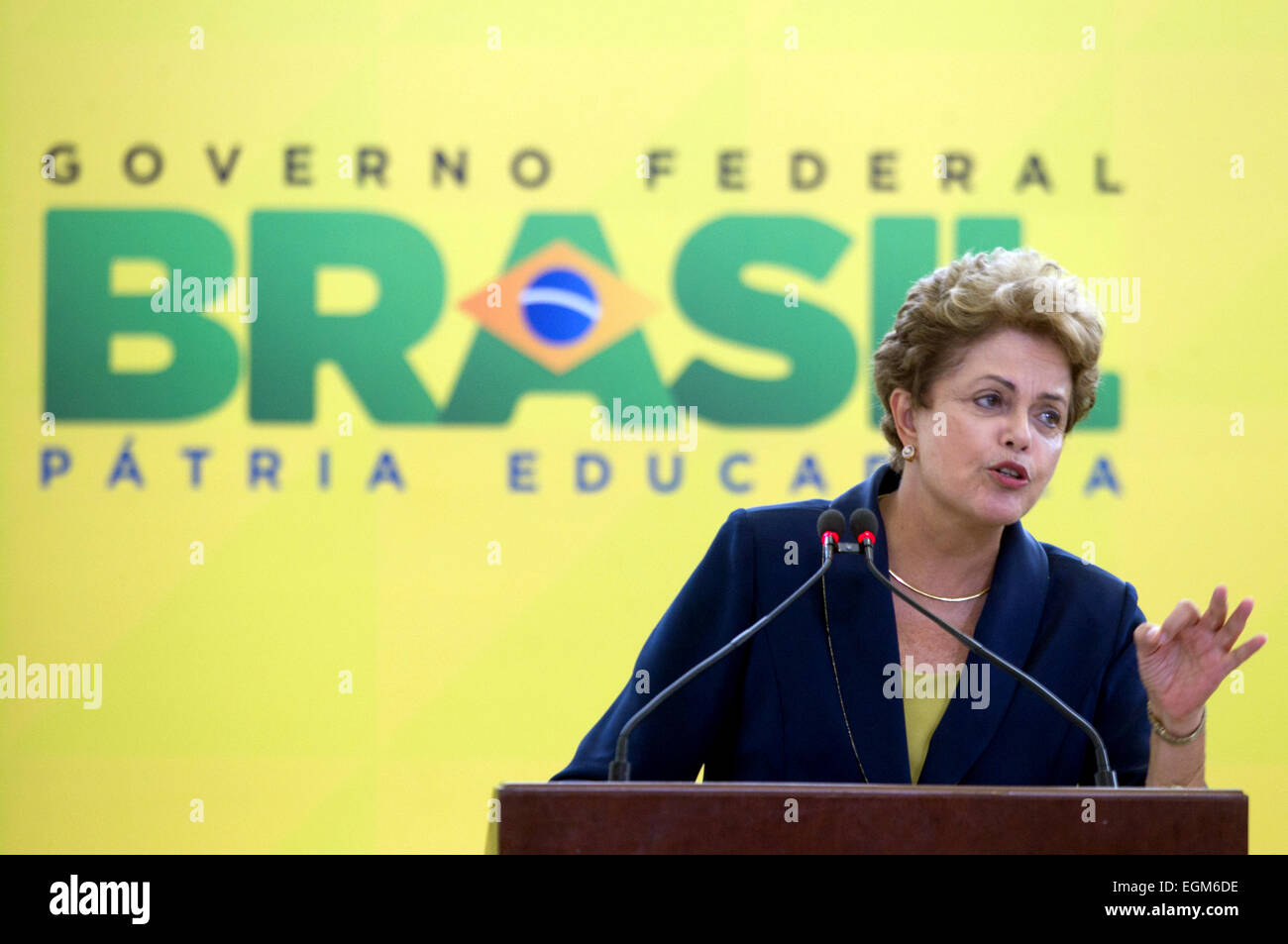 (150226) -- BRASILIA, Feb. 26, 2015 (Xinhua) -- Brazil's President Dilma Rousseff delivers a speech during a ceremony lauching the 'Bem Simples' program at Planalto Palace, in Brasilia, Brazil, on Feb. 26, 2015. (Xinhua/Ed Ferreira/AGENCIA ESTADO) (jg) ***BRAZIL OUT*** Stock Photo