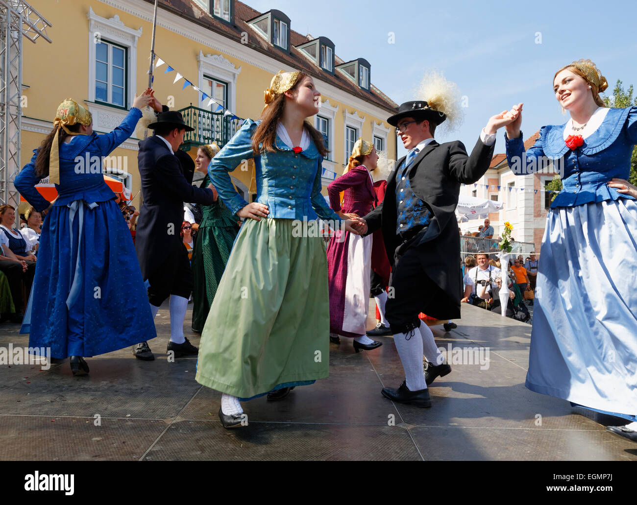 Dance at the Marillenfest apricot festival, Spitz, Wachau, Waldviertel, Lower Austria, Austria Stock Photo