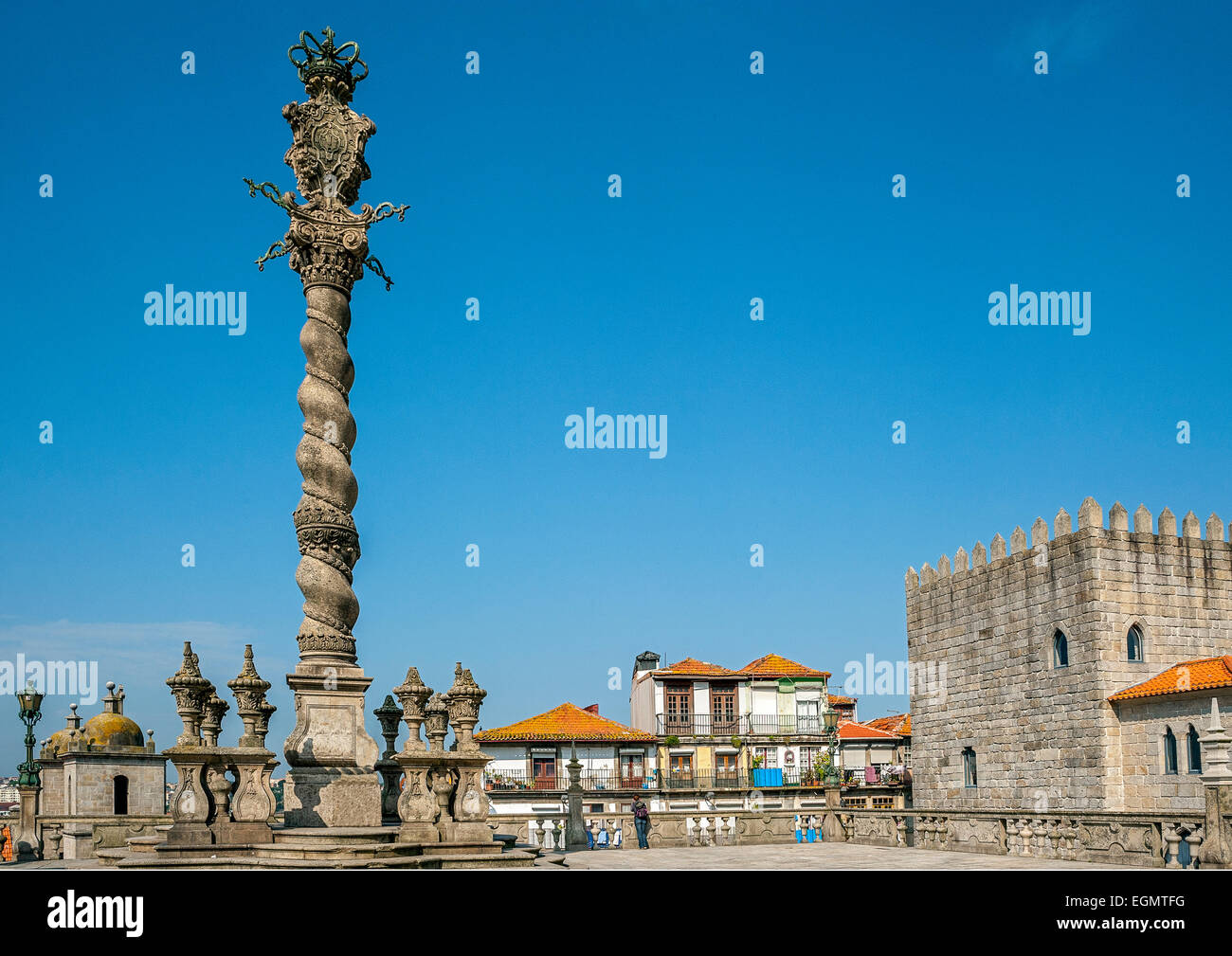 Portugal, Porto , carved shameful stone pillory for punishment on the square near the Cathedral Se. Stock Photo